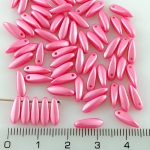 Dagger Leaf Czech Beads - Pearl Shine Light Pink - 11mm