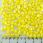 Pinch Czech Beads - Pearl Shine Amber Yellow - 5mm