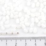 Pinch Czech Beads - White Alabaster Opal - 0.5x0.5x0.5cm